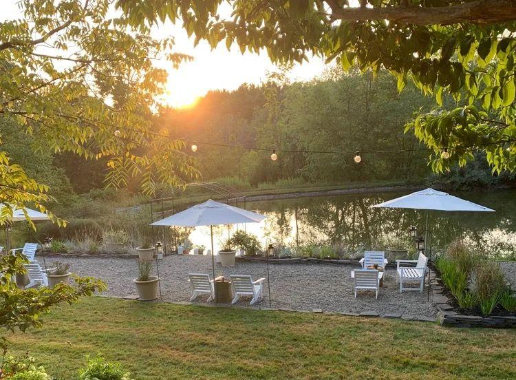 The Wedding Website of Emily Damon and Max Deng