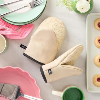 Spade Flower Mini Oven Mitt, Set of 2