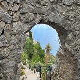 Èze — Medieval Village Above the Sea
