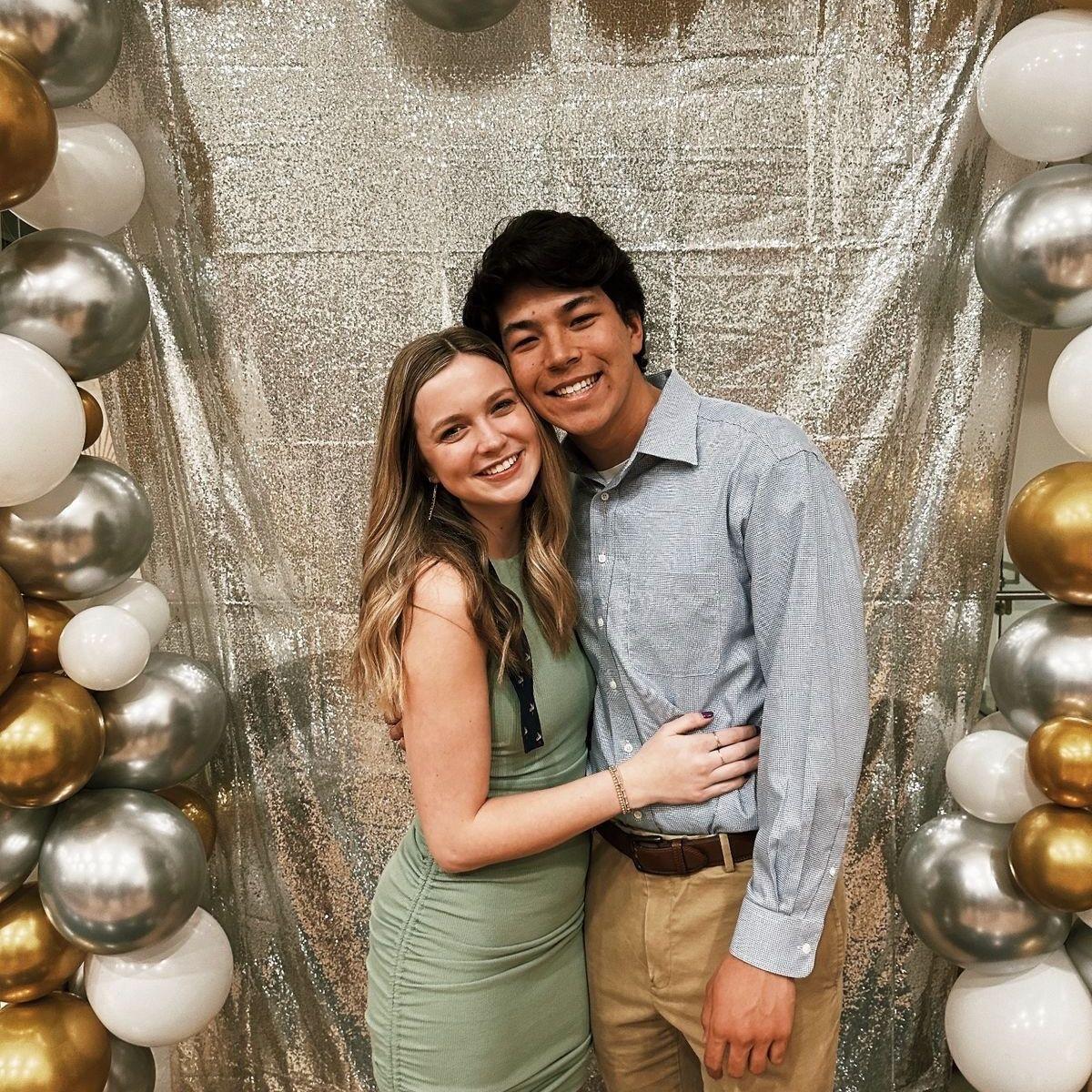 First date party