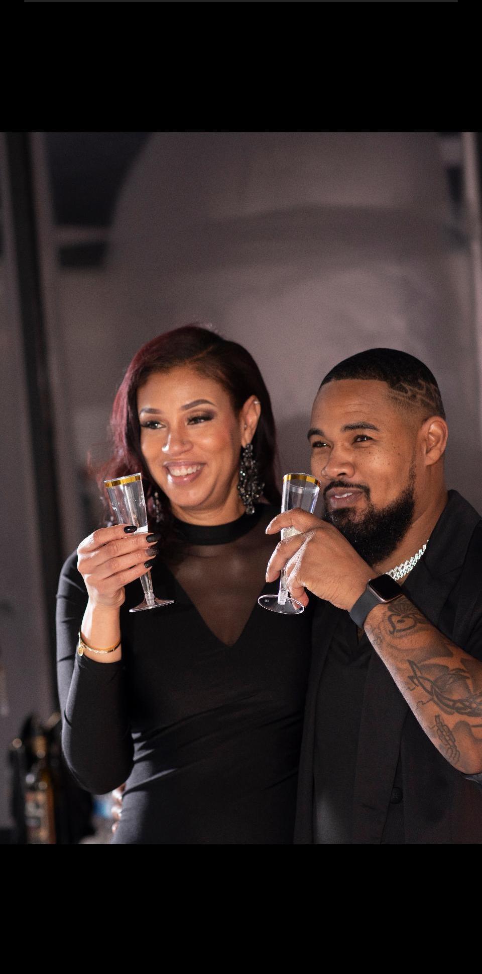 The Wedding Website of Robert Antoine Denson and LaCresia Denson