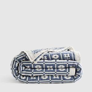 Organic Cotton Jacquard Floral Quilt in Glacier Blue