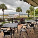 Puddle Jumpers Lakeside Grill & Bar