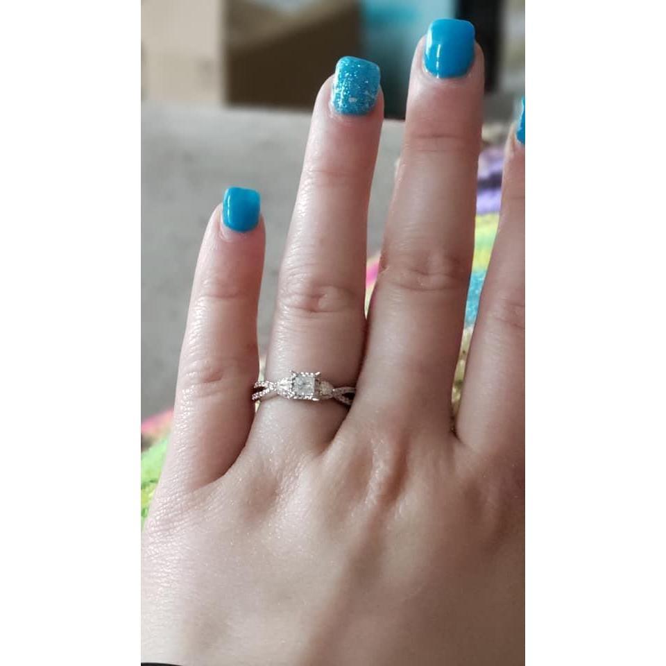 She said yes!