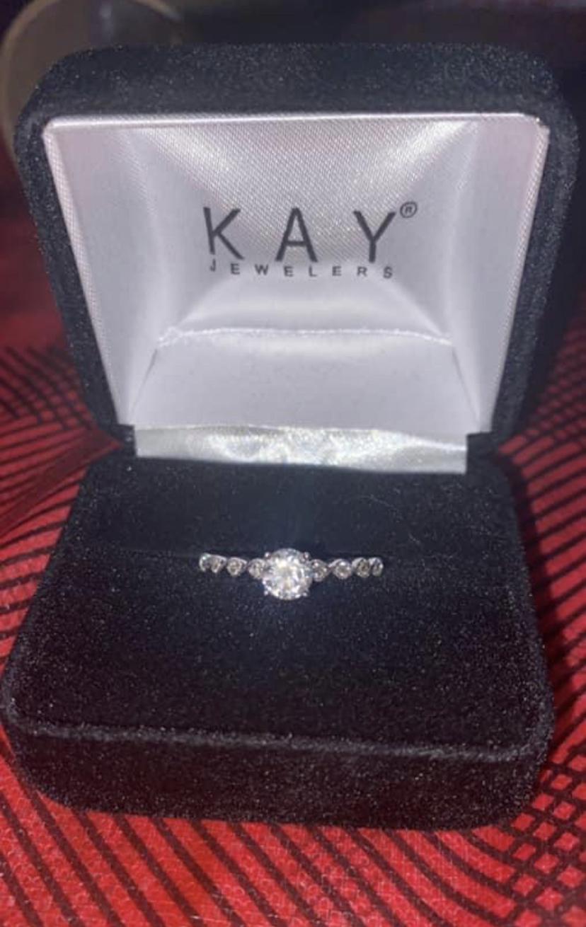 My beautiful ring! Pictures do not do it justice!