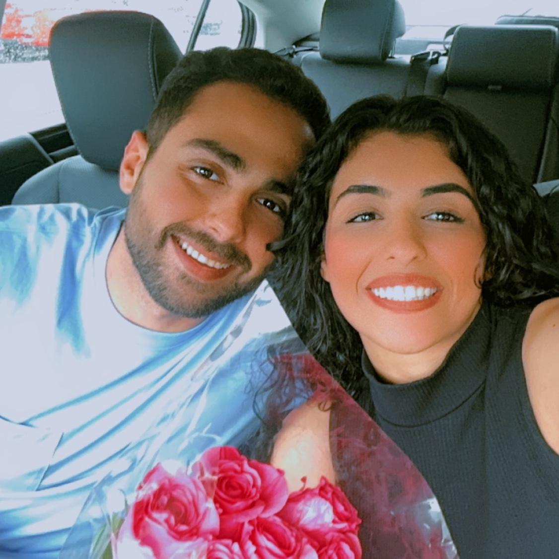 HE GOT ME HOT PINK ROSES!!!