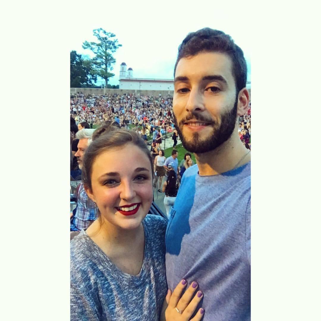 I surprised Gui with tickets to John Mayer, one of his favorite artists. It was an amazing concert.