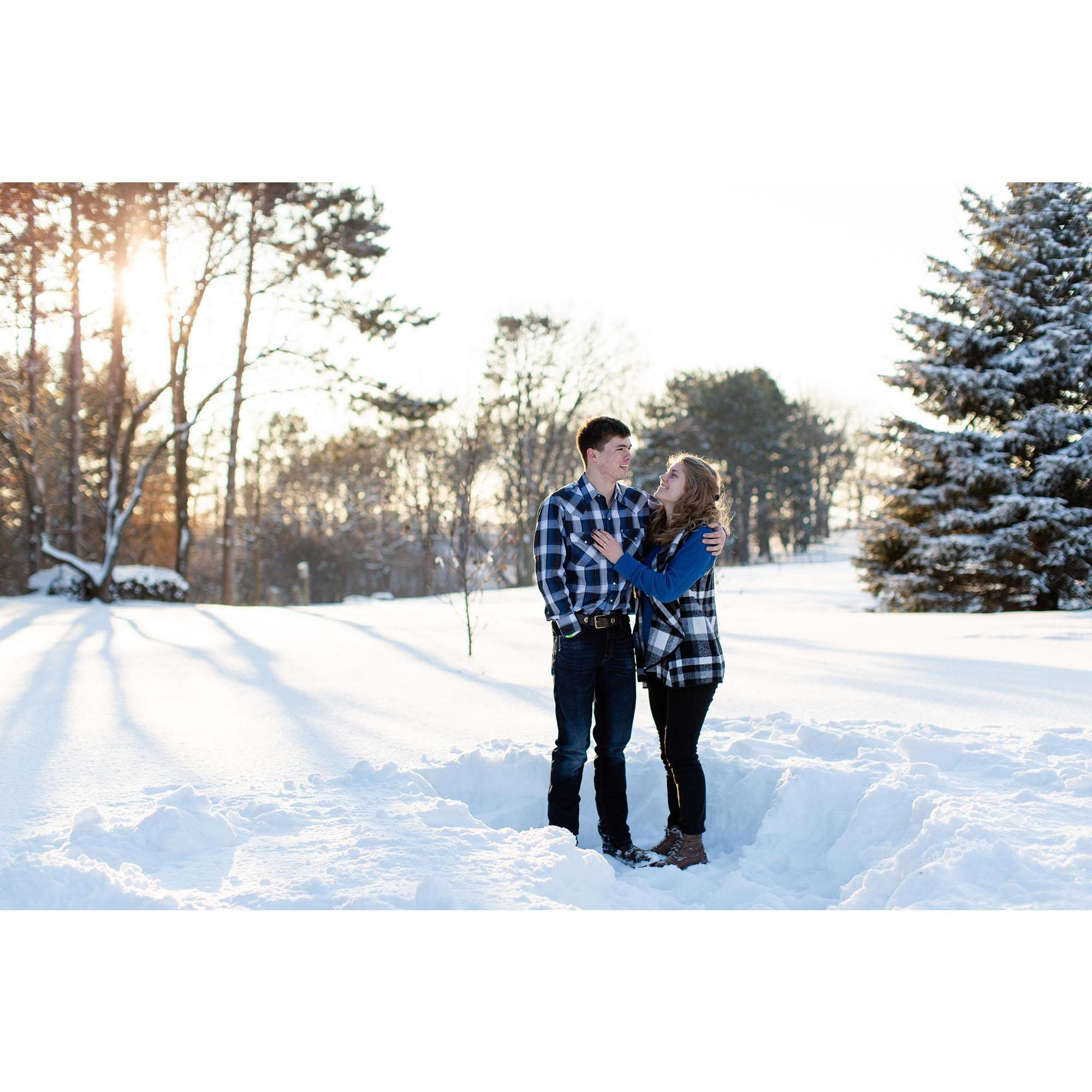 Engagement Photos: Ashley Dahl Photography