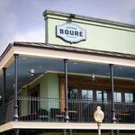 Bouré