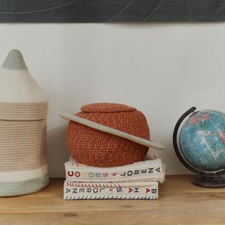 Astronaut Saturn Basket