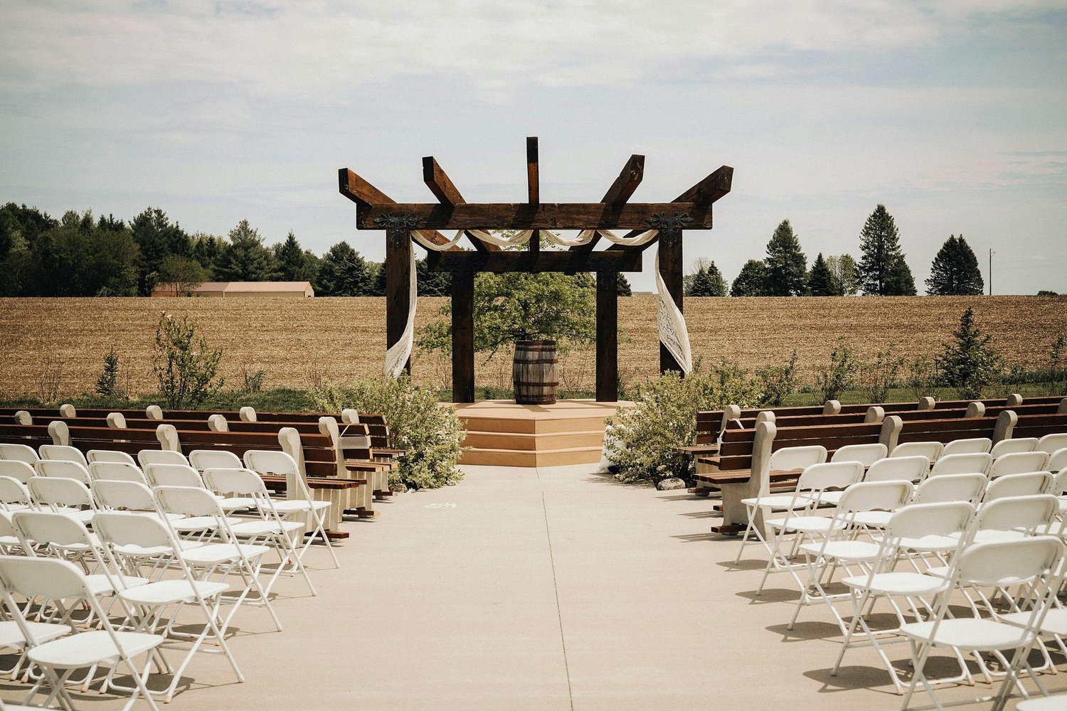 The Wedding Website of Lizie Shimp and Casey Edwards