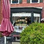 Nonie's Restaurant & Bakery
