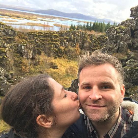 A smooch at Iceland's National Park.
