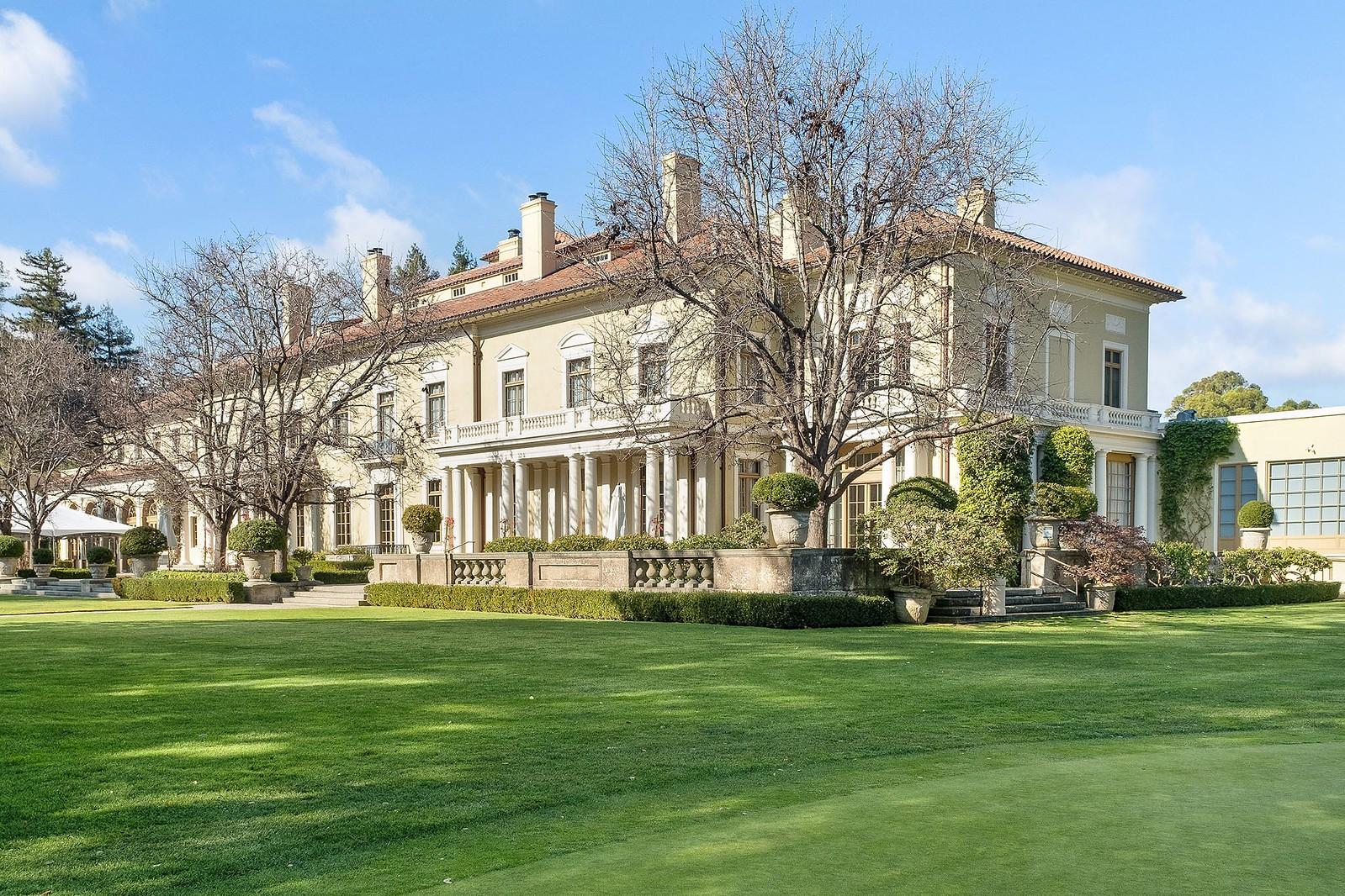 The Wedding Website of Lilly Reid and Matt Shirley