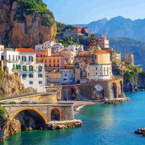 Honeymoon Hotel: 10 Nights in Sorrento