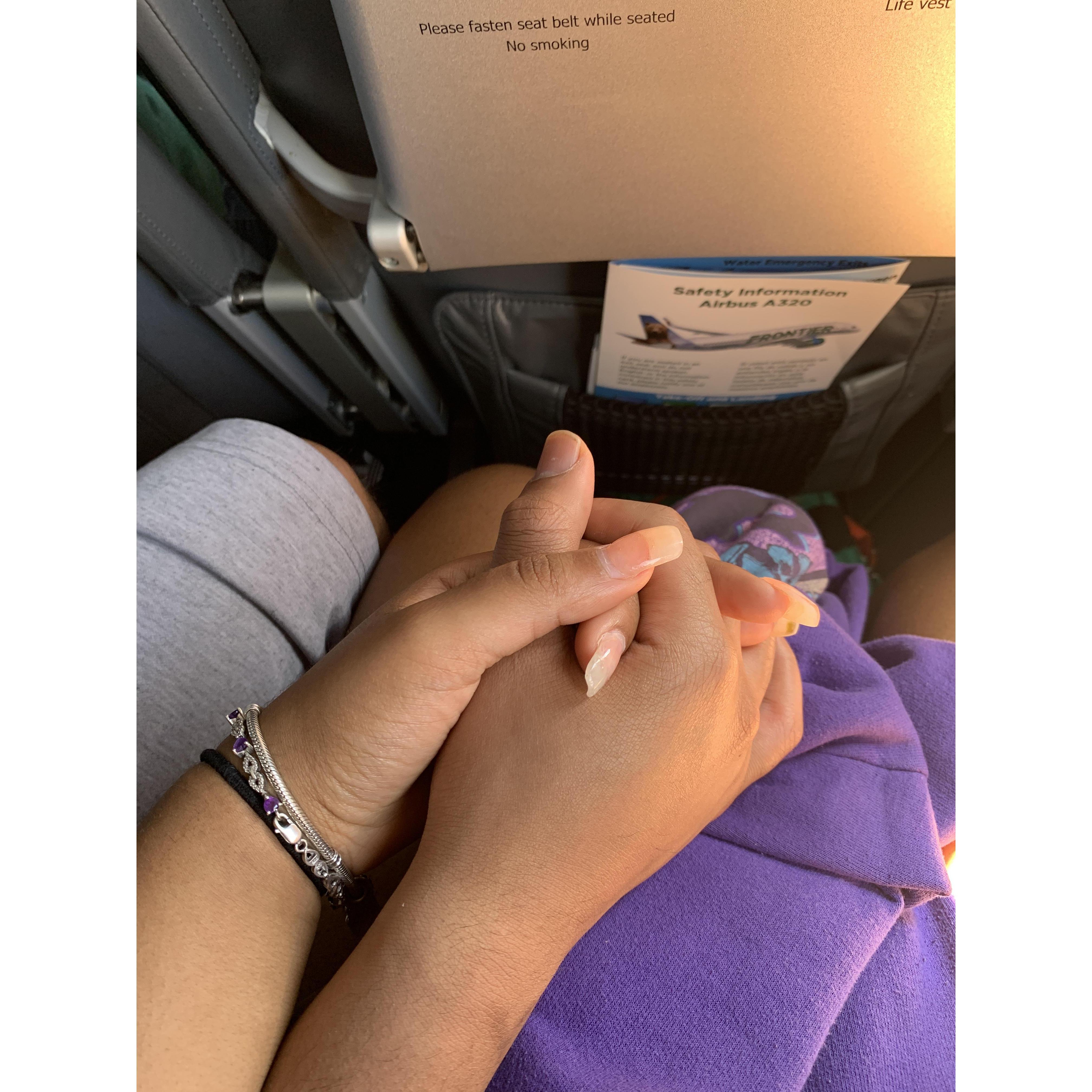 ✈️✈️