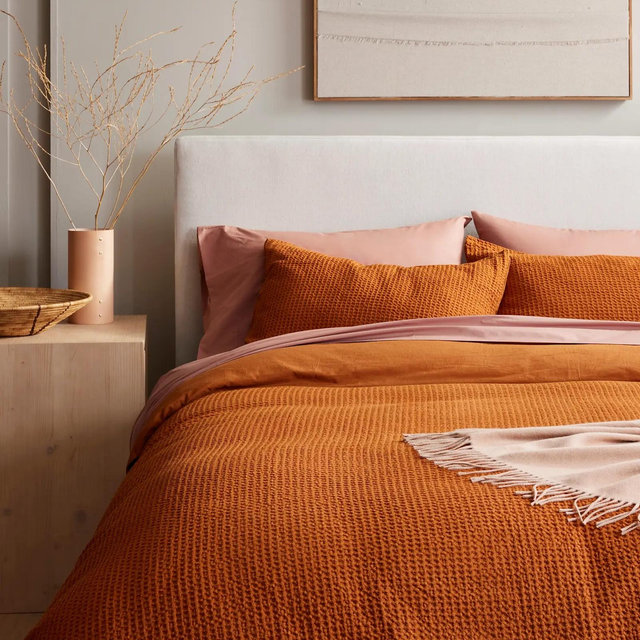 Organic Luxe Waffle Duvet Cover - Terracotta color in Queen size
