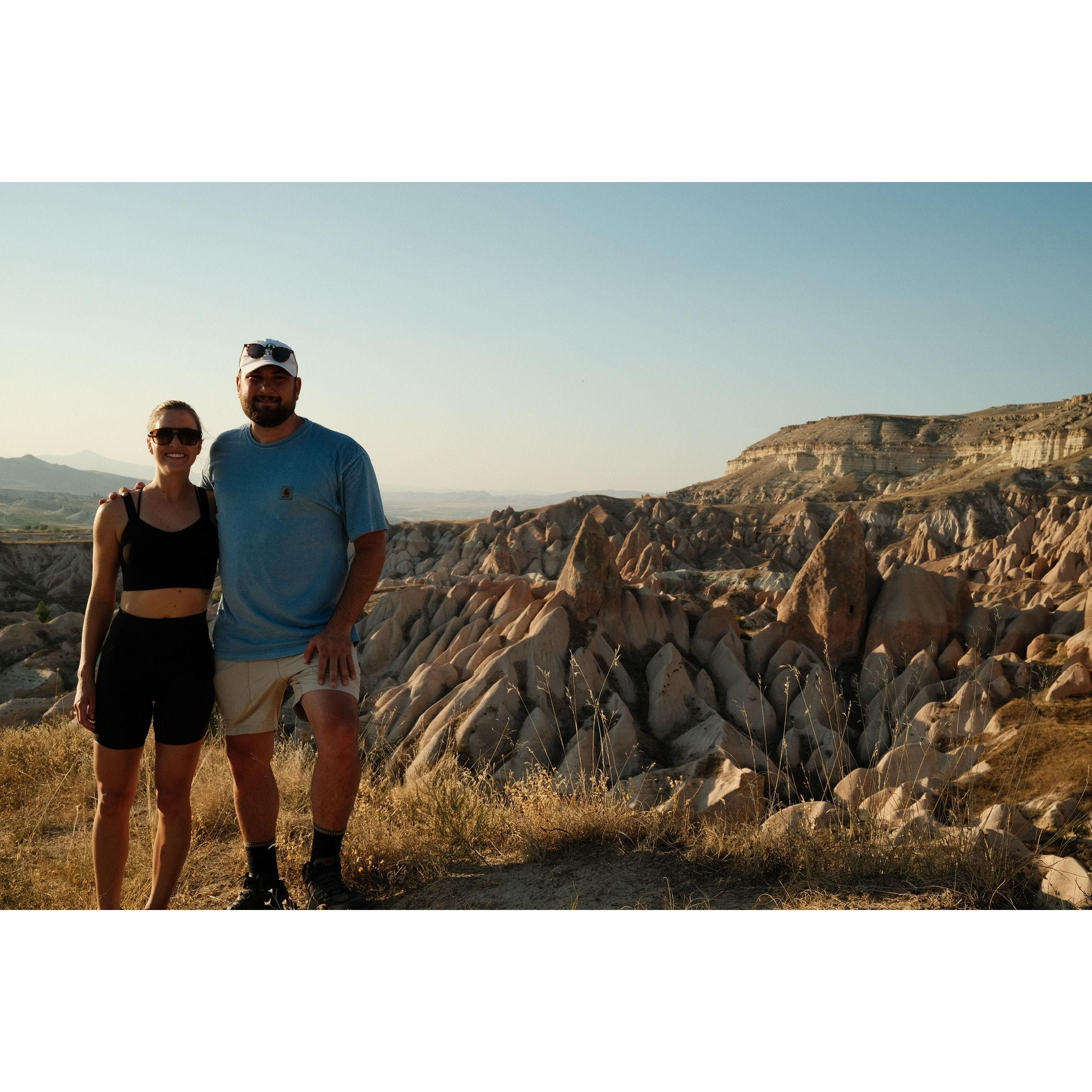 hiking in the rose valley in turkey