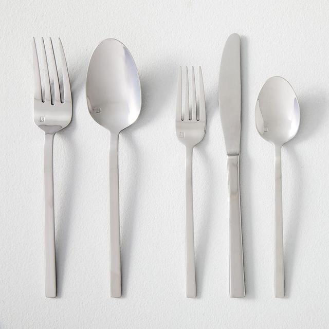 Essential Flatware Set