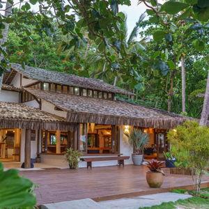 Honeymoon: Hotel Night 4