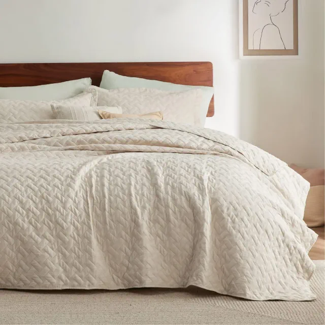 Lightweight Spring Quilt Set Queen / Full Size Beige Bedding Set for All Seasons - Bedsure
