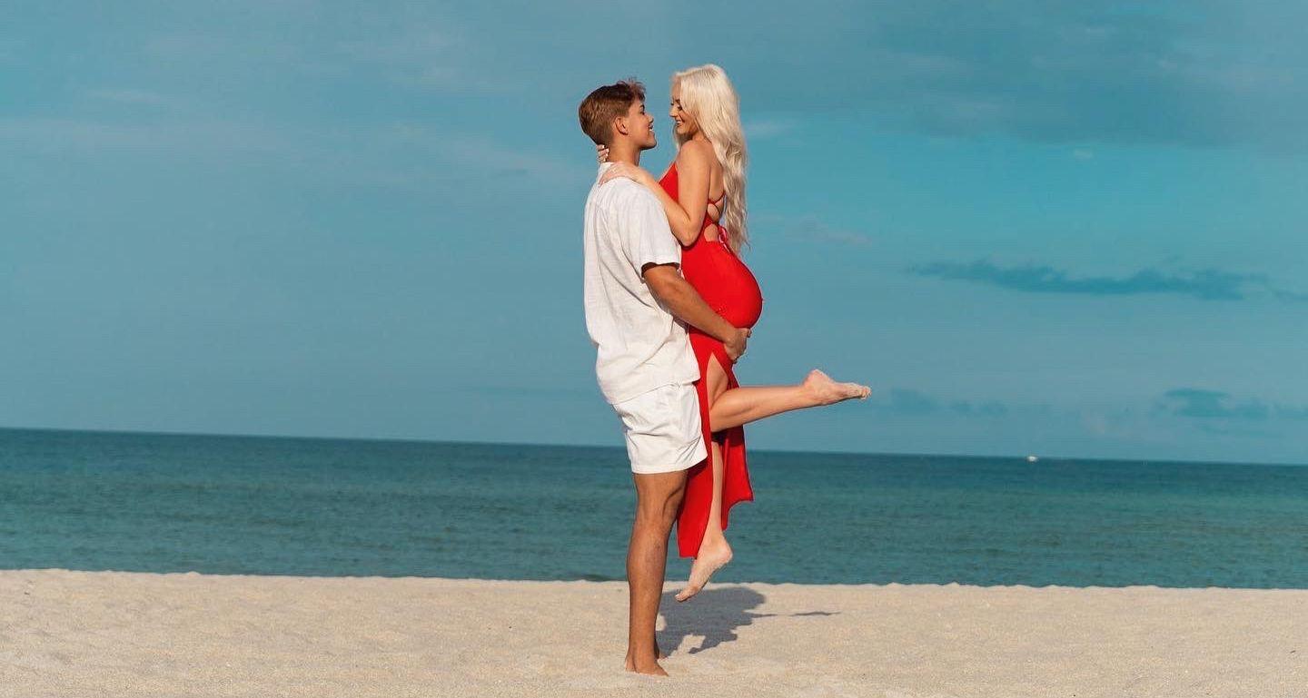 The Wedding Website of Emma Grace Anthony and Caio Zago