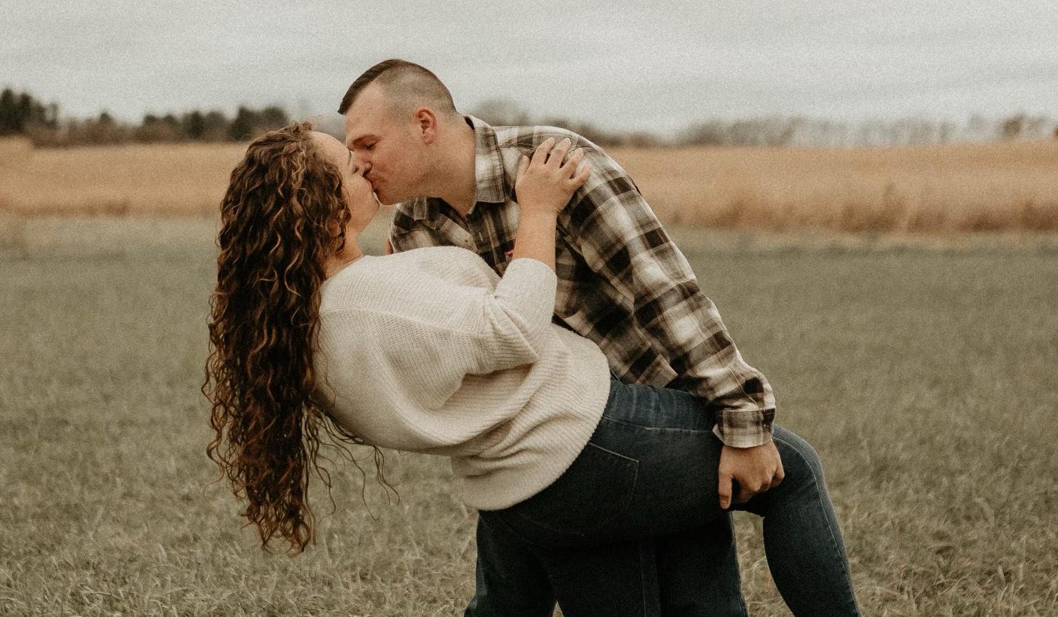 The Wedding Website of Elise Jancef and Tyler Harrington