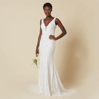 Gloria: Deep V-Neck Long Wedding Dress