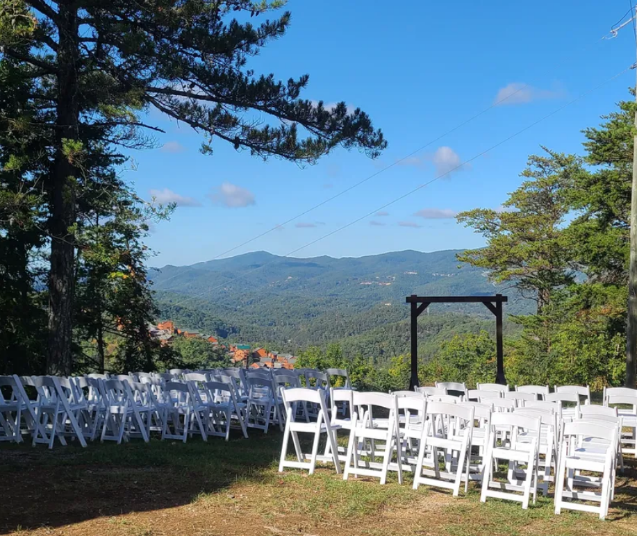 The Wedding Website of Jen Rutledge and Mark Johnson