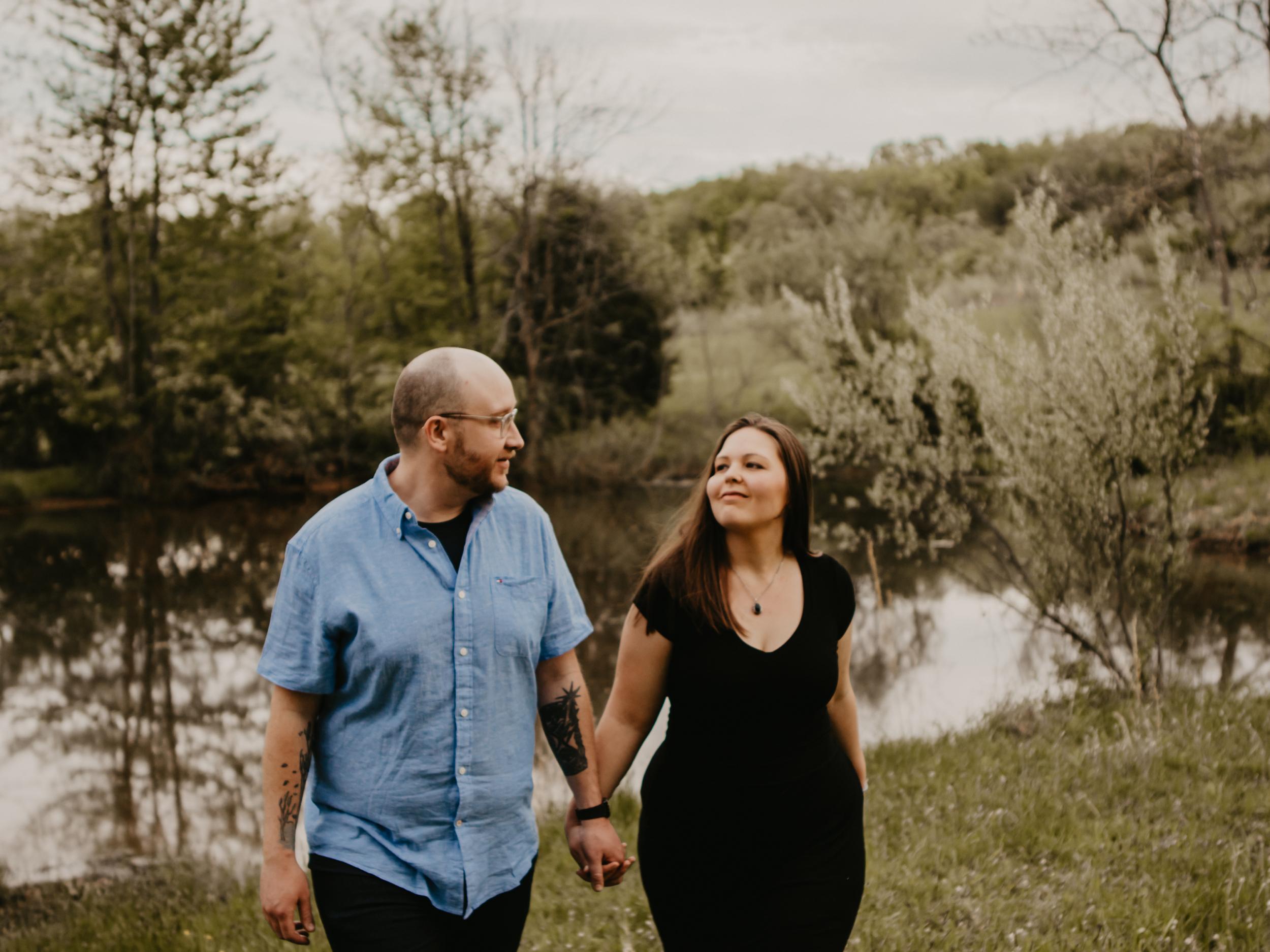 The Wedding Website of Juliana Hoover and Jon Stafford