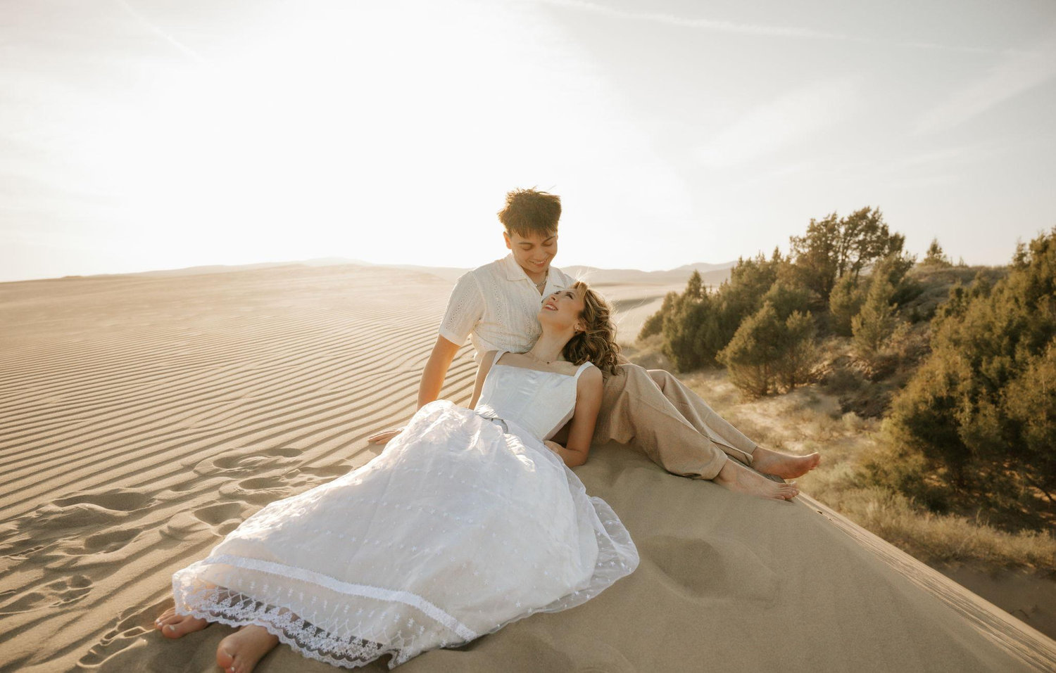 The Wedding Website of Hannah Burnham and Simon Hernandez