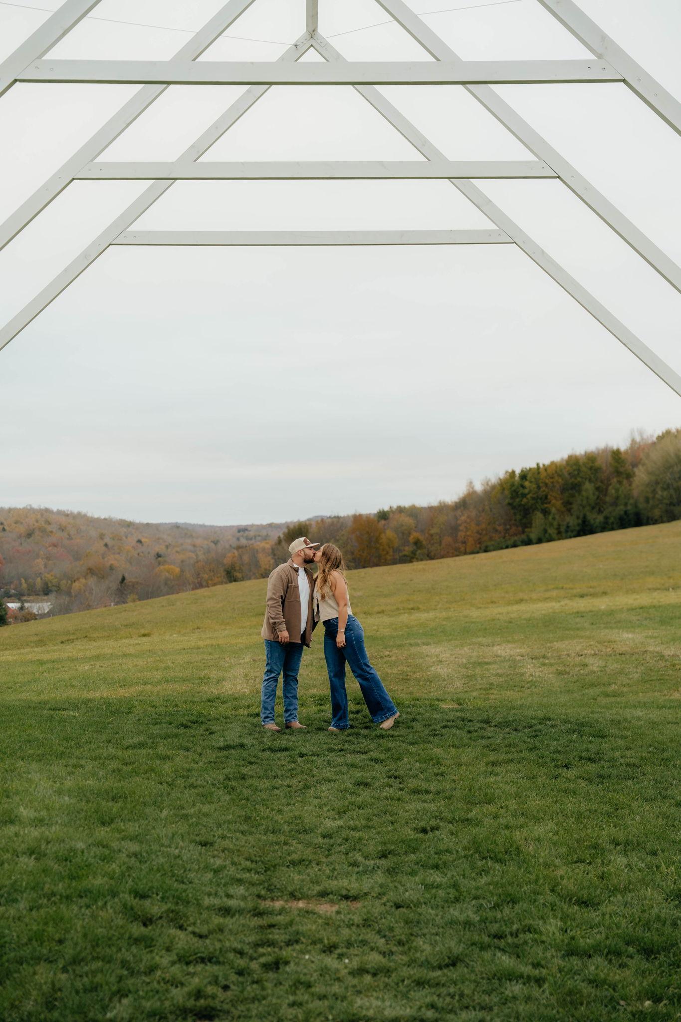 The Wedding Website of Laura Booths and Josh Stevens