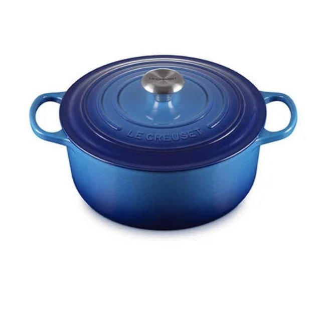 Signature Round Dutch Oven