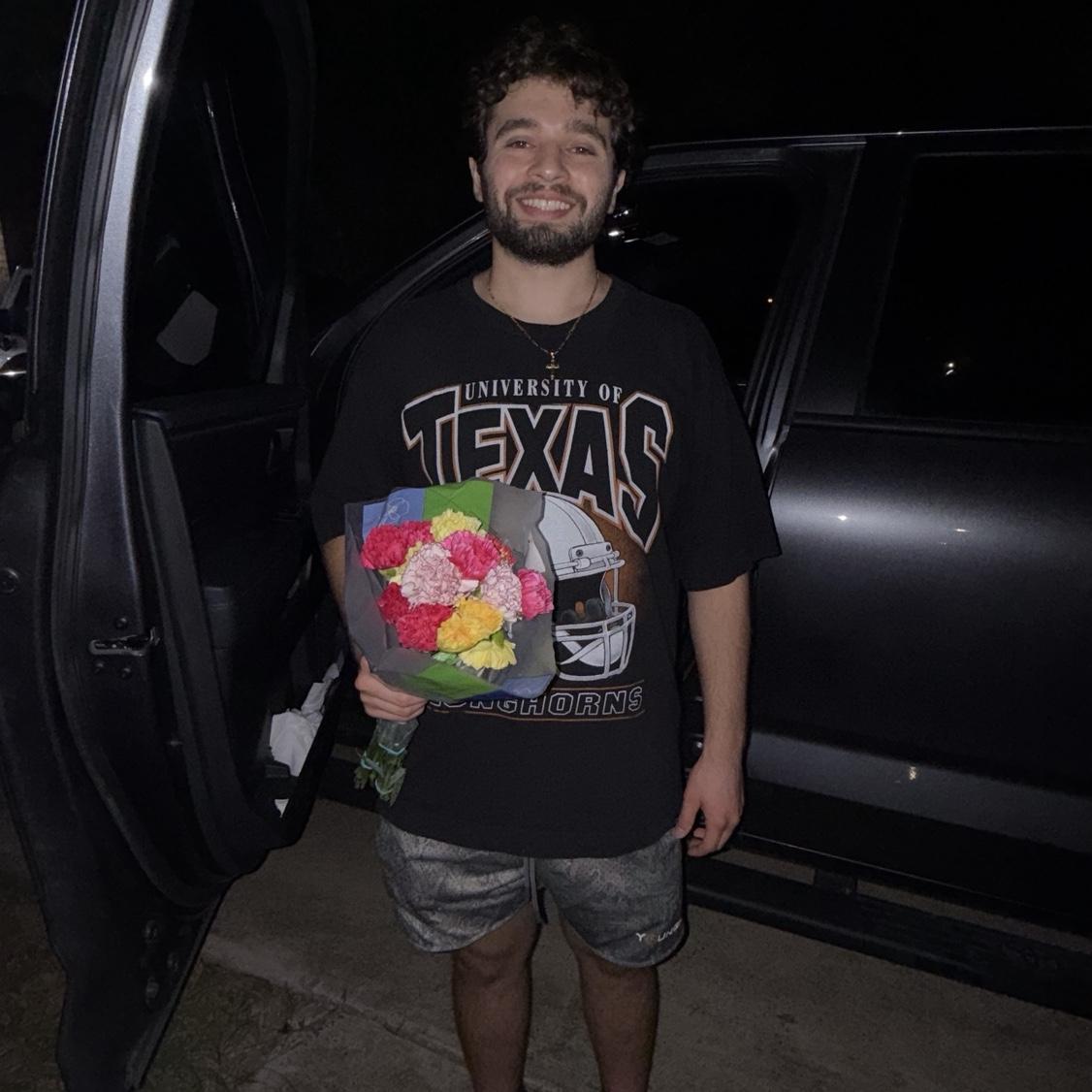 Alec always surprising Bella with flowers!