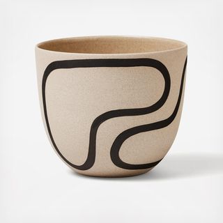Medium Outline Planter with Saucer