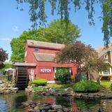 Olde Mistick Village