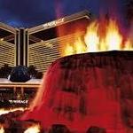 WATCH THE VOLCANO SHOW AT MIRAGE