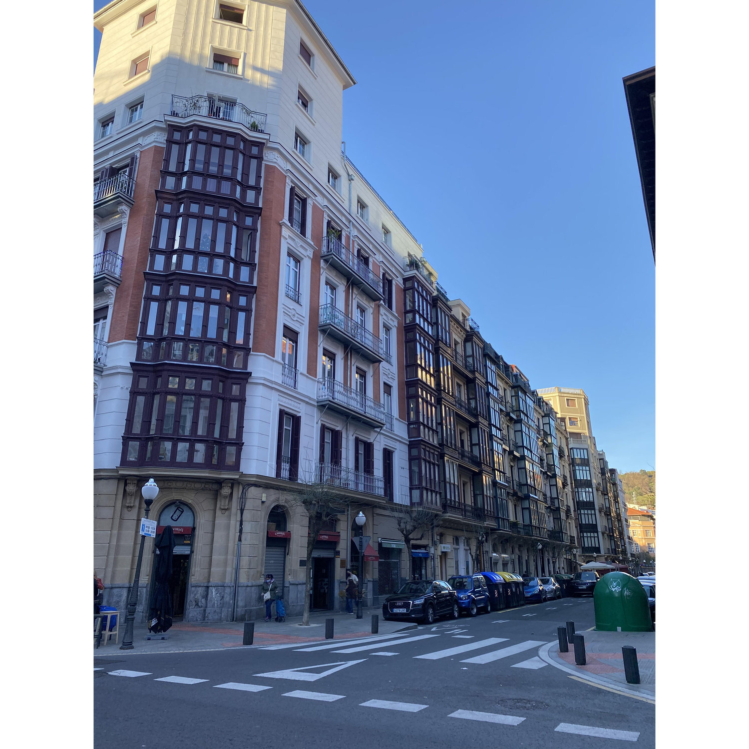 Beautiful Bilbao architecture!!