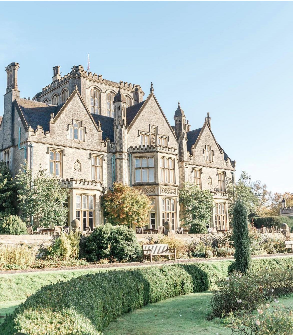 The Wedding Website of Olivia Cotterell and Liam Whitehead