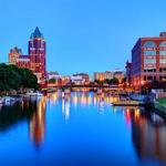 Milwaukee Riverwalk District