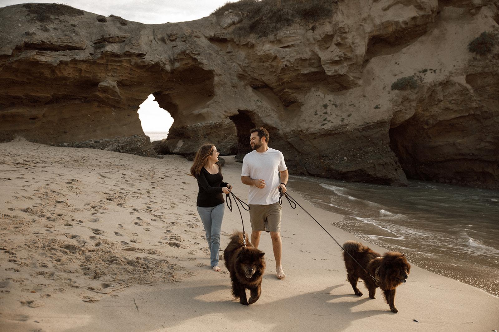 The Wedding Website of Amanda Buch and Mo Kreitenberg