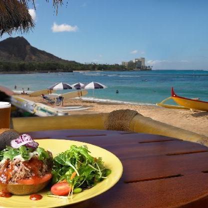 Dinner at Duke’s Waikiki