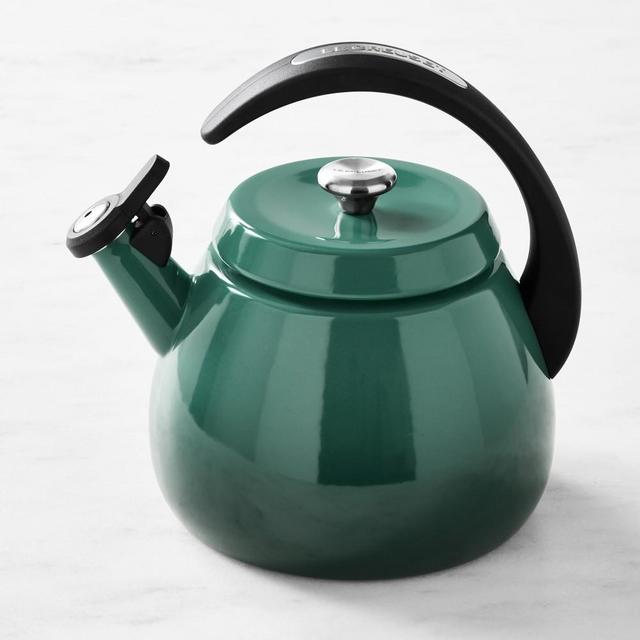 Le Creuset Cloche Tea Kettle, 2-Qt., Artichaut