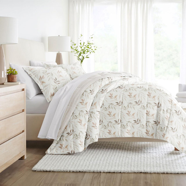 Foliage StripeAll Season Reverisble Comforter Down Alternative Filling - Becky Cameron, Floral/White, Full/Queen