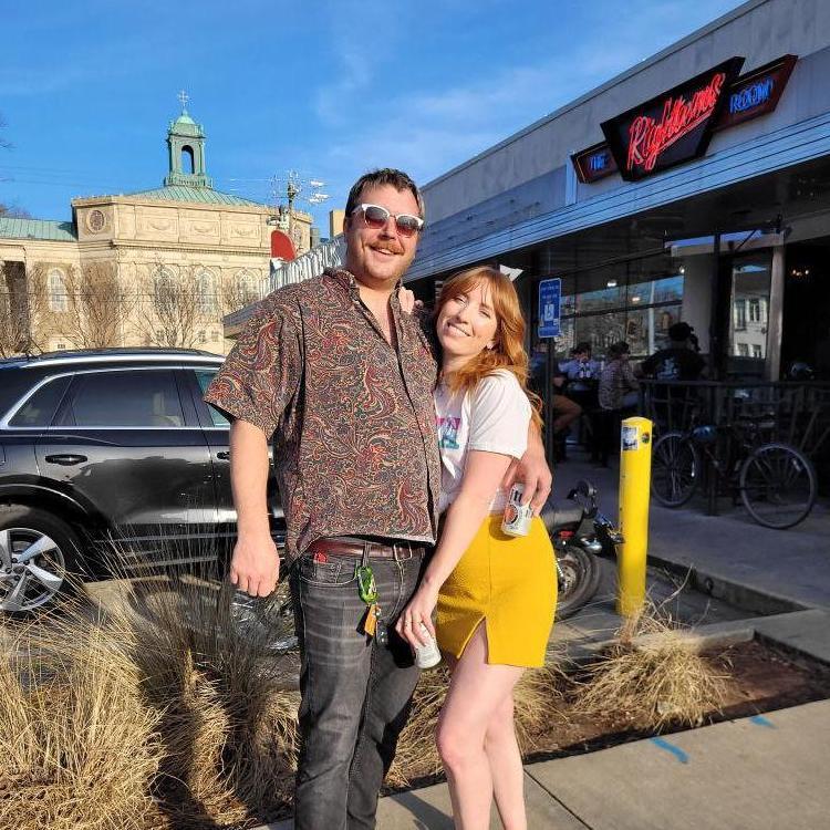 One year anniversary at the bar where we (re) met <3