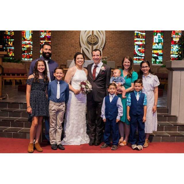With Joel's second oldest sister and family: Liesl, Jose, Addison, Davenie, Jose the 3rd, Mateo, Cruz, Maximo