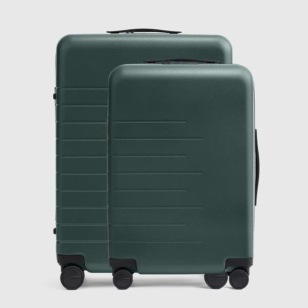 Carry-On & Medium Check-In Suitcase Set - Dark Green