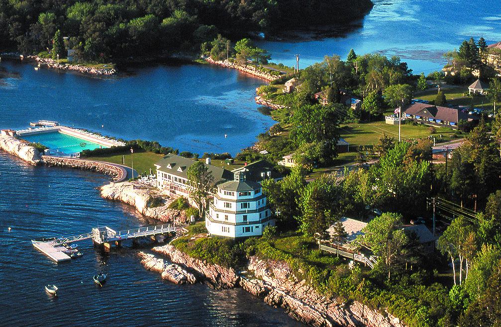 The Wedding Website of Courtney Margossian and Ryan Leary