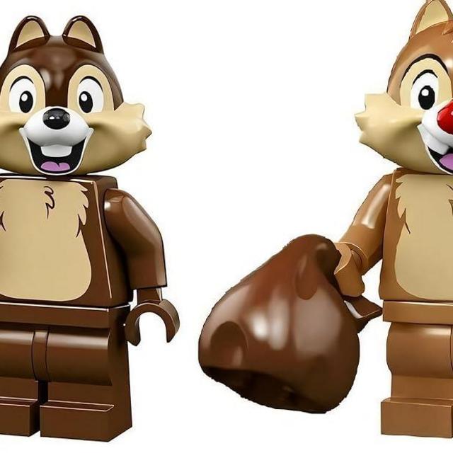 LEGO Disney Series 2: Chip and Dale with Bonus Purple LEGO Cape (71024)