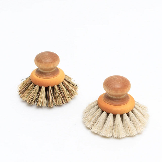 Dish Brush With Knob